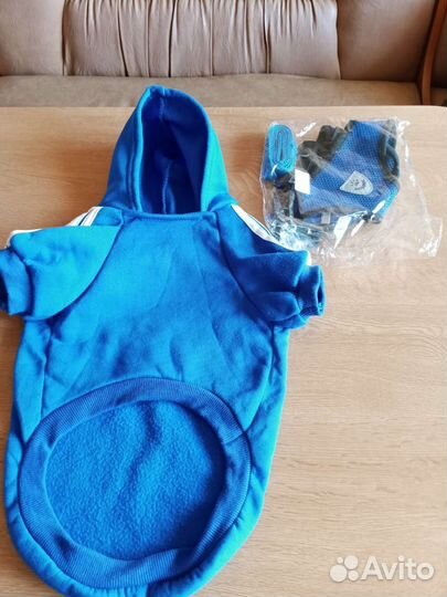 Кофта и шлейка с поводком для маленьких собак