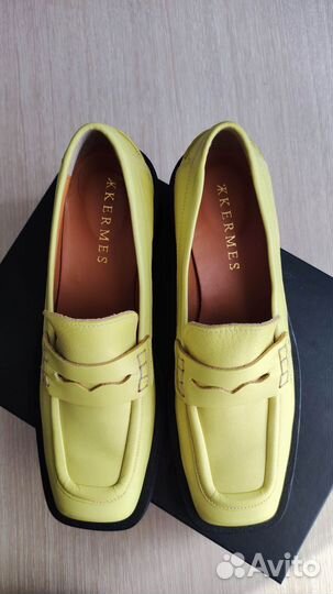 Лоферы женские