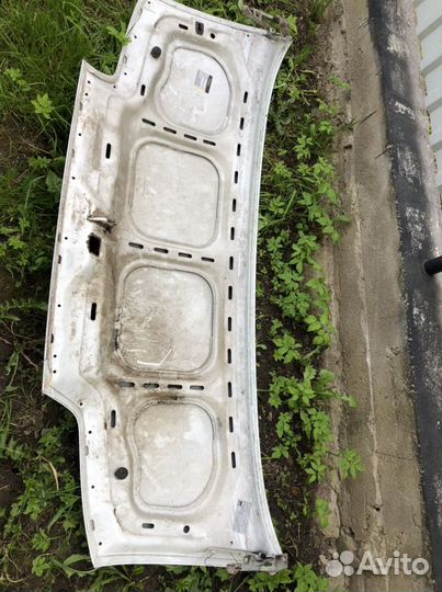 Передний бампер