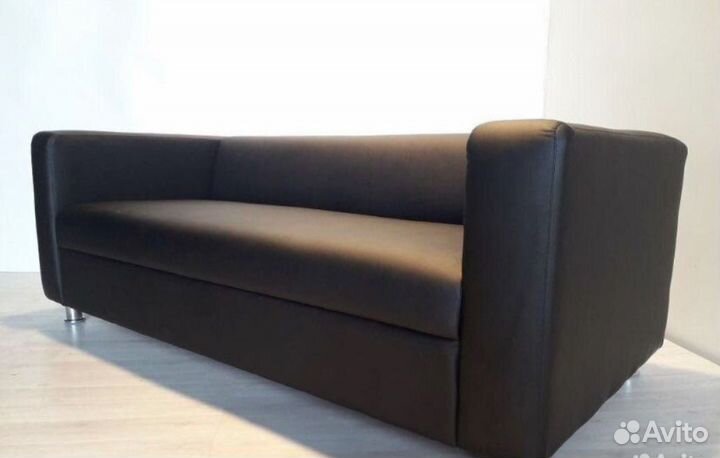 Диван в офис
