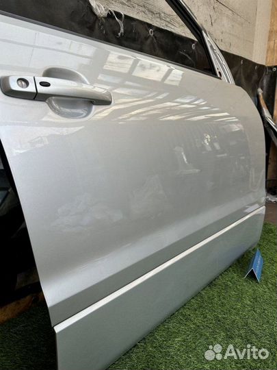 Дверь передняя правая Suzuki Escudo/Grand Vitara
