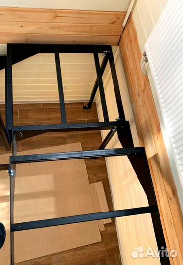 Обшивка ступеней Дубом