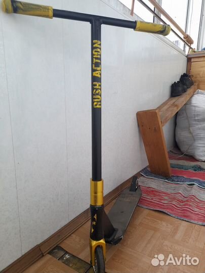 Трюковой самокат