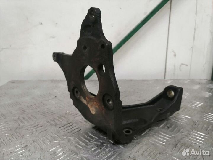 Кронштейн тнвд Volkswagen Passat B5