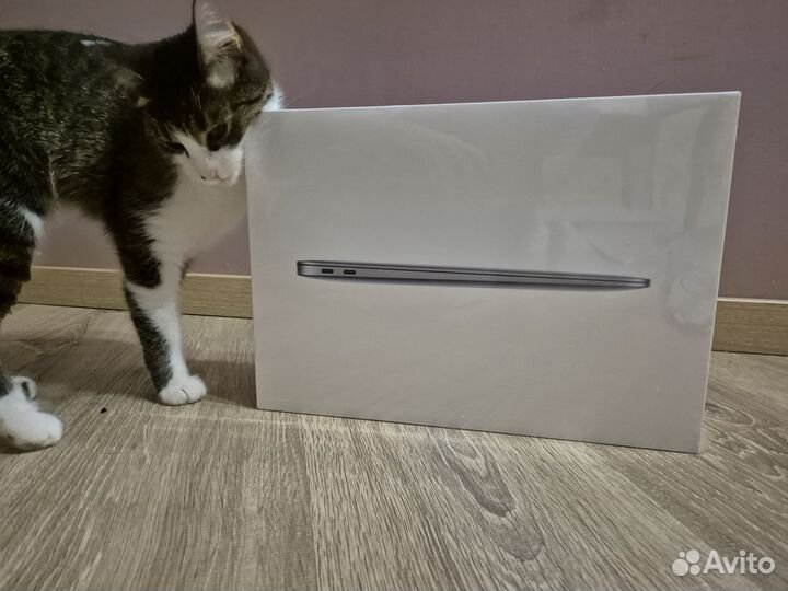Macbook air m1 8/256 space gray (новый)