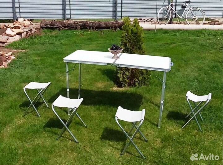 Стол складной (походный) + 4 стула