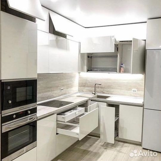 Кухонный гарнитур на заказ. Кратчайшие сроки