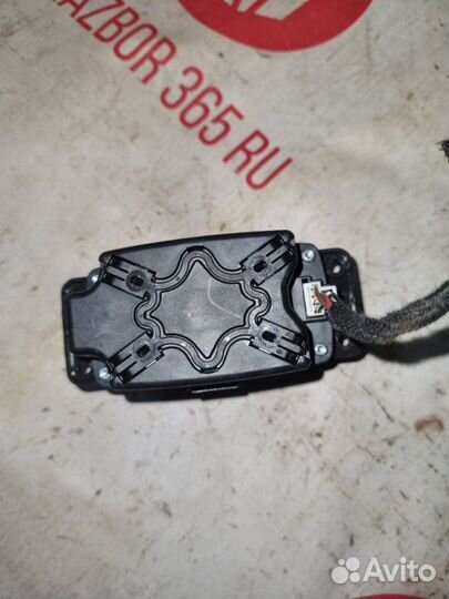 Джойстик управления мультимедиа Mercedes-Benz Cla