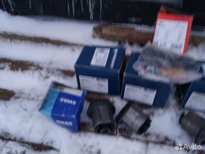 Продам сайленблоки задней балки пежо 206