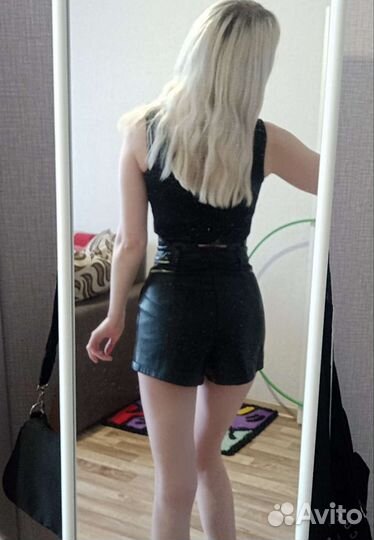 Шорты из эко кожи