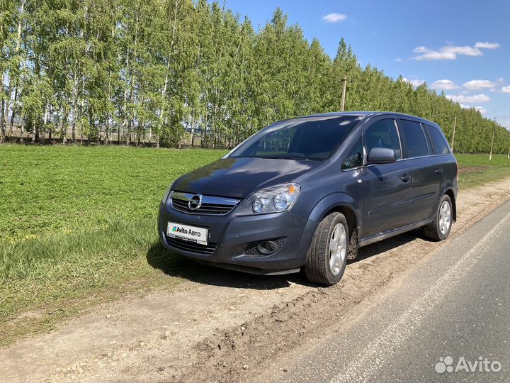 Opel Zafira 1.8 МТ, 2011, 270 000 км