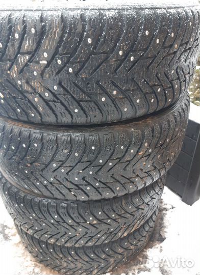 Nokian Tyres Hakkapeliitta 8 205/55 R16