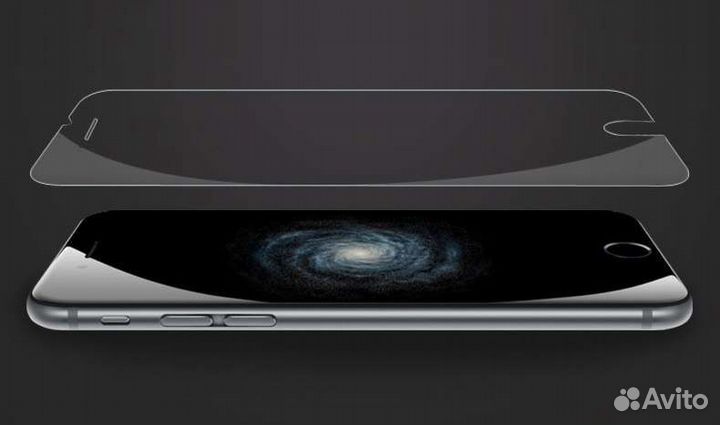 Установка защитного стекла на телефон