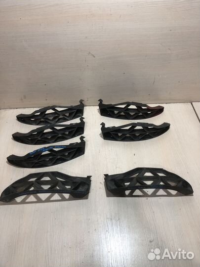 Кронштейн заднего бампера skoda Octavia A5