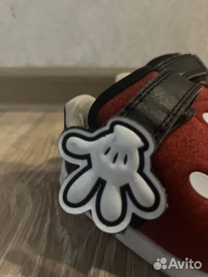Кроссовки adidas детские
