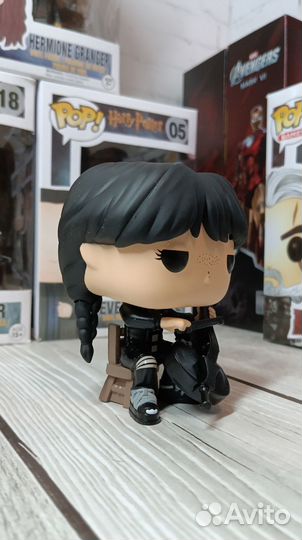 Фигурка Уэнздей Funko Pop