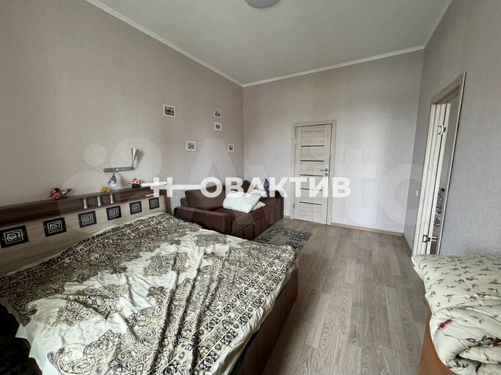 2-к. квартира, 66,1 м², 15/15 эт.