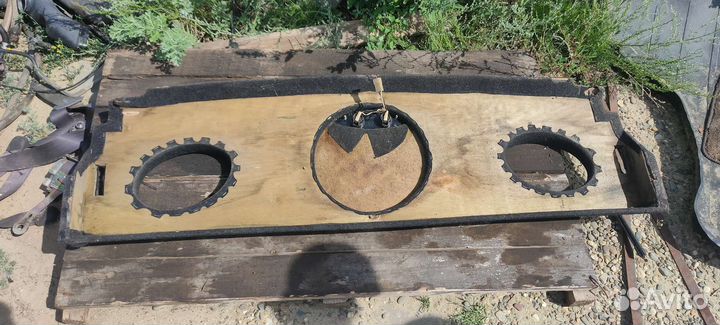 Задняя акустическая полка ваз 21099 2115