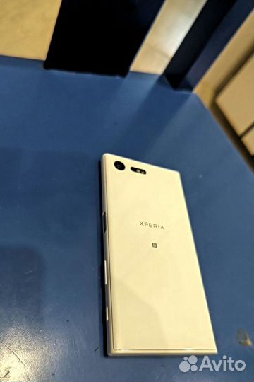 Sony Xperia X Compact, 3/32 ГБ