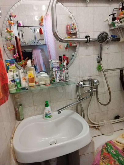 2-к. квартира, 49 м², 1/2 эт.