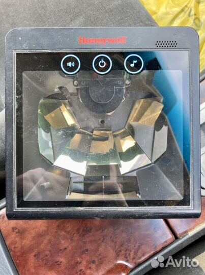 Сканер лазерный Honeywell 7820