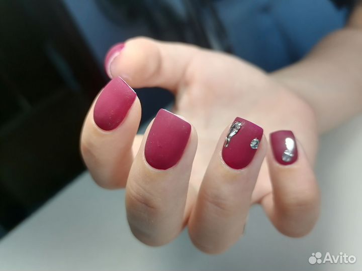 Маникюр, покрытие ногтей гель-лаком