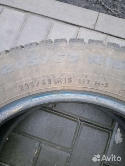 Pirelli Formula Ice 205/60 R16