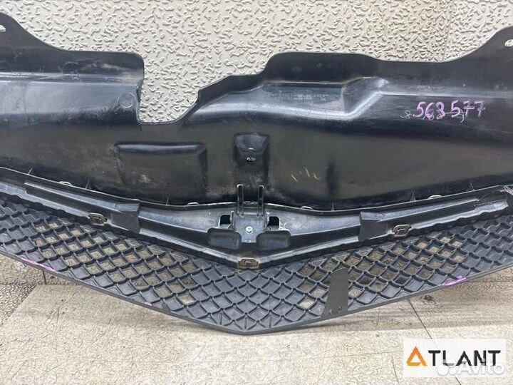 Решетка радиатора toyota ractis