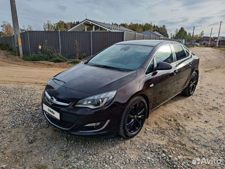 Opel Astra 1.6 AT, 2015, 180 000 км