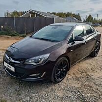 Opel Astra 1.6 AT, 2015, 180 000 км, с пробегом, цена 1 000 000 руб.