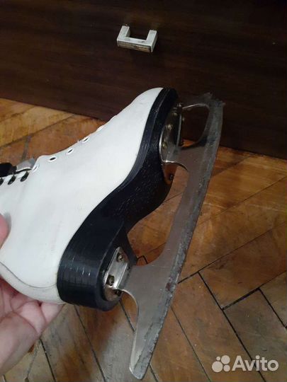 Коньки botas 33 размер