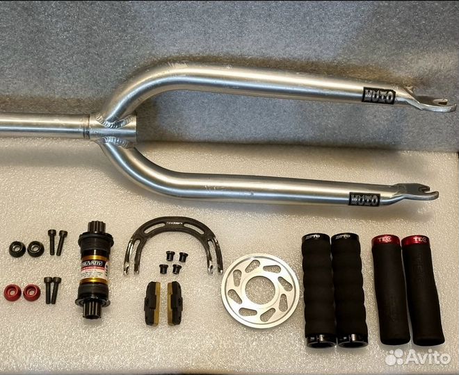 Триал: Вилка шатуны Echo обод Try-all рокринг Hen