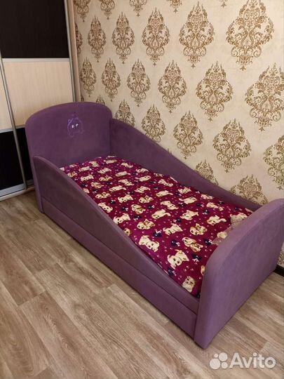 Детская кровать от 3 лет с матрасом бу