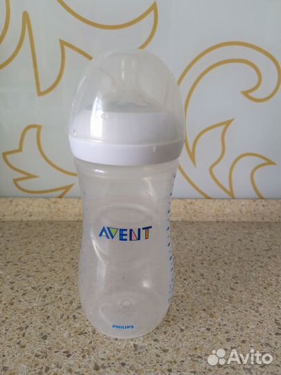 Бутылочка Avent 6м+ и ниблер