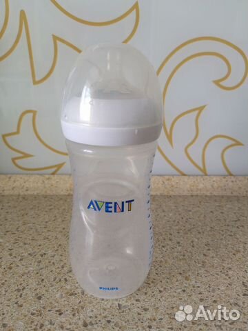 Бутылочка Avent 6м+ и ниблер