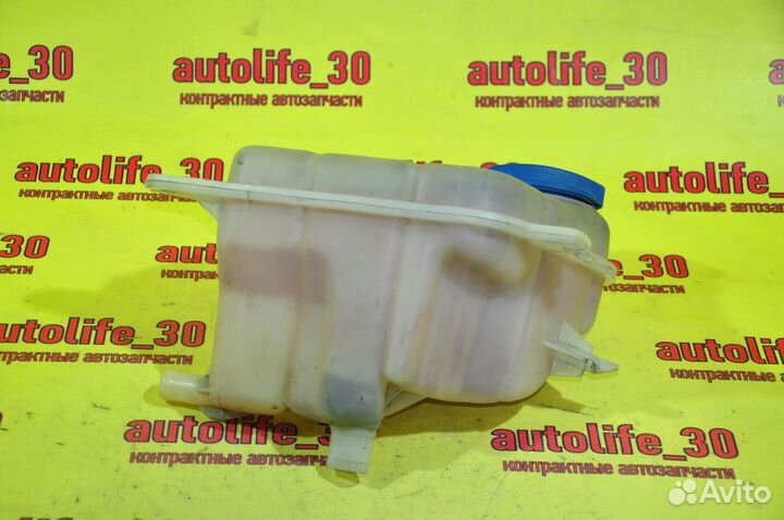 Бачок расширительный Audi A6 C6 BPJ 2.0