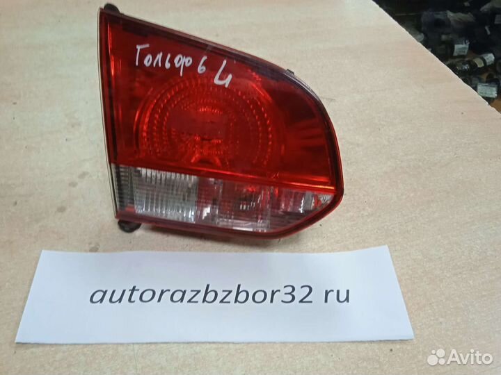 Фонарь задний внутренний левый Volkswagen Golf