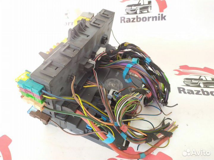 Блок предохранителей Mercedes Vito W639 2.1D 2012