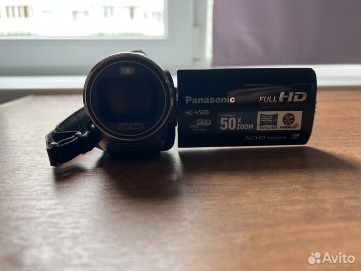 Видеокамера Panasonic HC-V5000