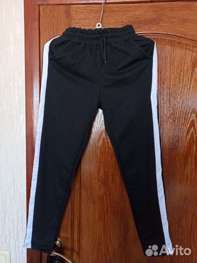 Спортивные штаны женские