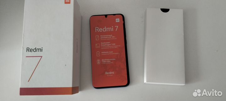 Xiaomi Redmi 7, 3/32 ГБ