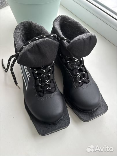 Лыжные ботинки skiing 34 размер