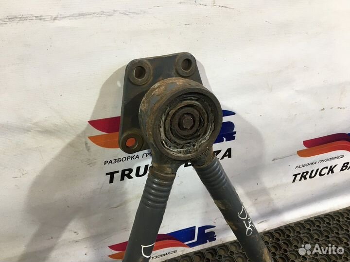 1617096 Тяга реактивная V-образная