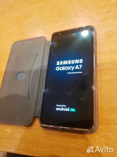 Samsung Galaxy A7 (2018), 4/64 ГБ