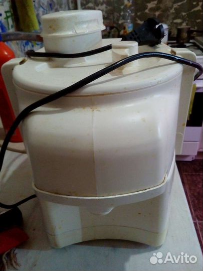 Электросоковыжималка садовая свпп-301