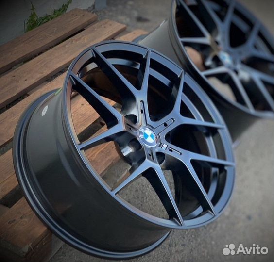 Новые разноширокие диски R19 5x112