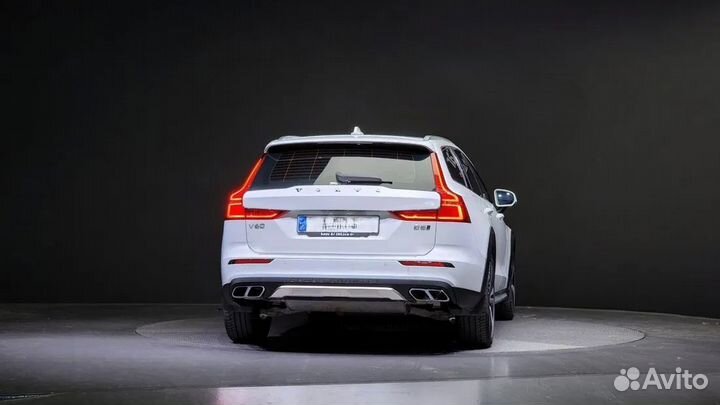 Volvo V60 Cross Country 2.0 AT, 2020, 38 000 км