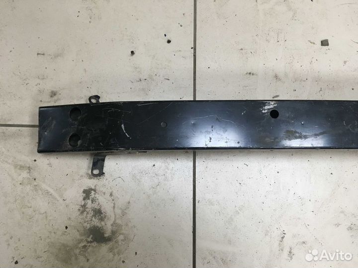 Усилитель переднего бампера Toyota Corolla Королла