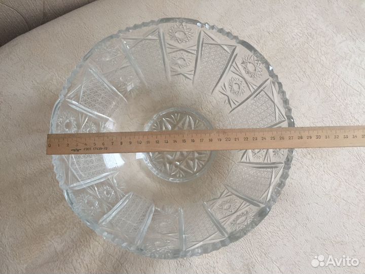 Большой хрустальный салатник времён СССР