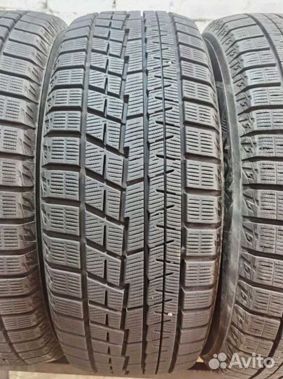 Yokohama Ice Guard IG60 215/55 R17 99U